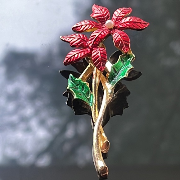 Brooch - Picture 3 of 7